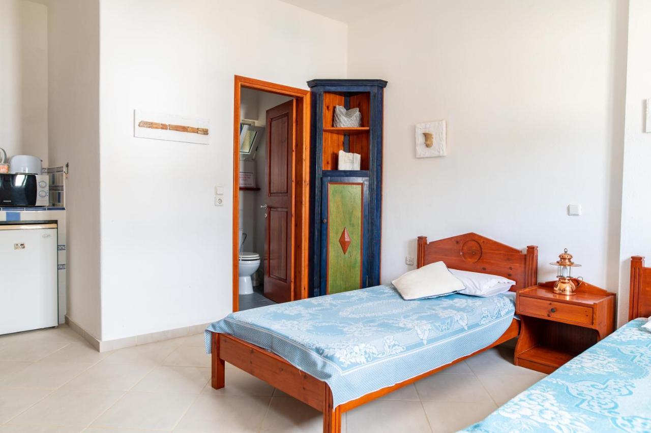 Ficus Traditional Apartments Кефалос Екстериор снимка