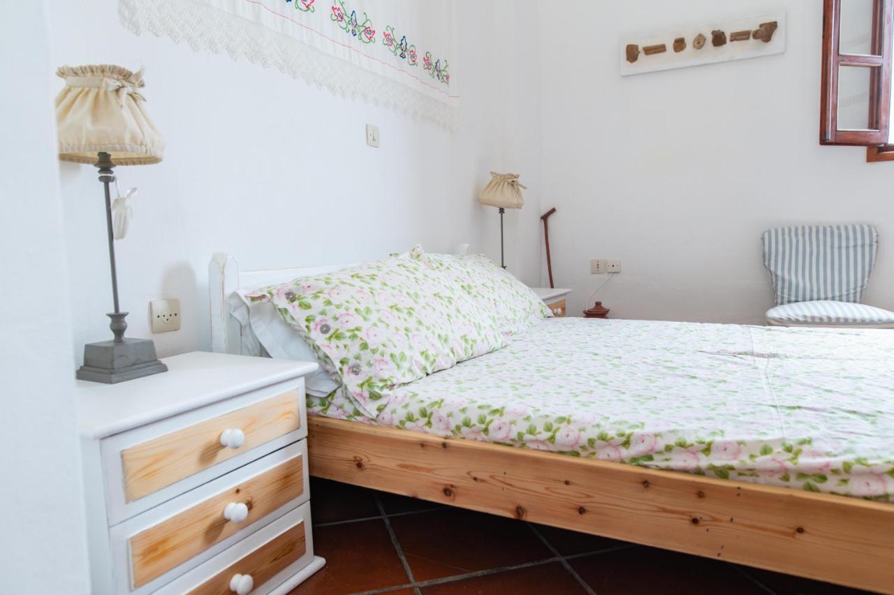 Ficus Traditional Apartments Кефалос Екстериор снимка