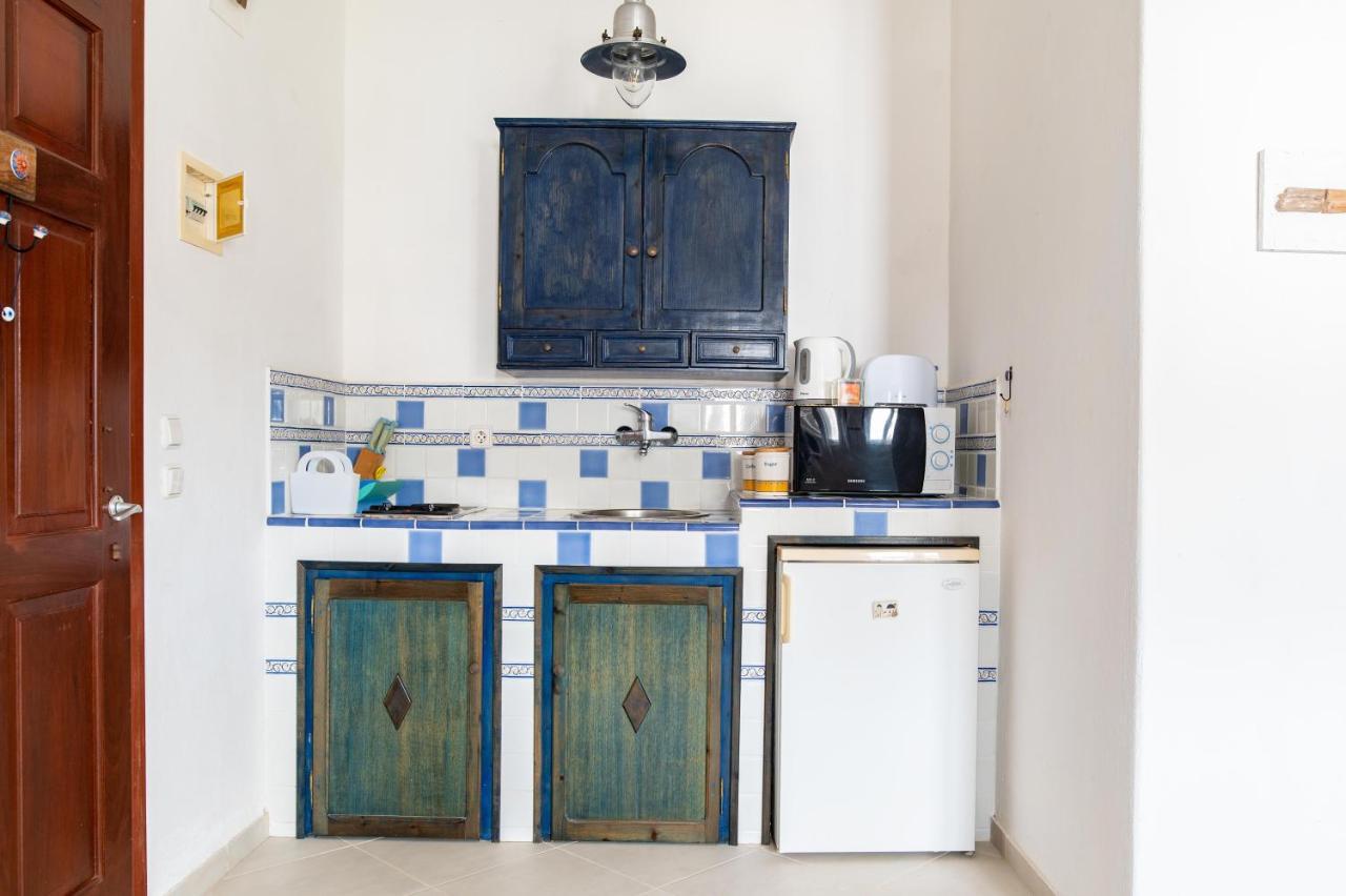 Ficus Traditional Apartments Кефалос Екстериор снимка