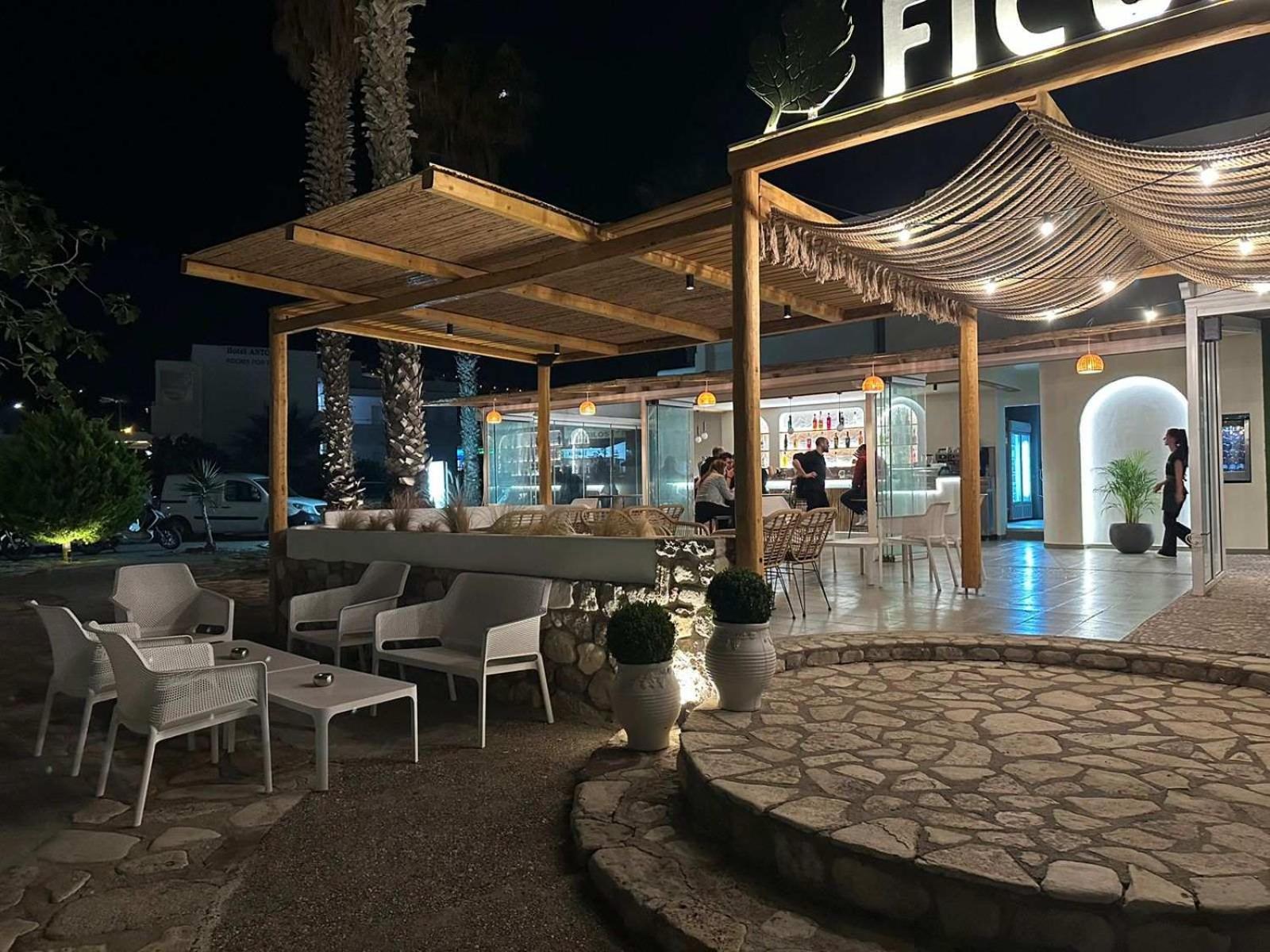 Ficus Traditional Apartments Кефалос Екстериор снимка