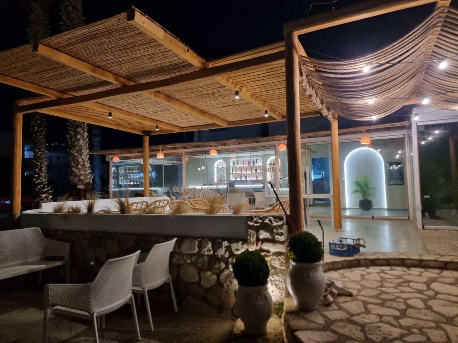 Ficus Traditional Apartments Кефалос Екстериор снимка